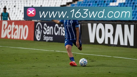 问鼎娱乐APP 封面图